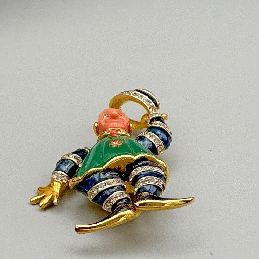 Vintage Hattie Carnegie Brooch Pin Clown Coral Jade Enamel READ